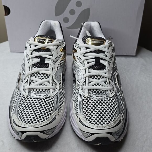NIB Saucony OG Progrid Omni 9 \